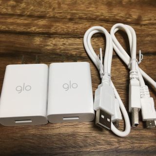 グロー(glo)の新品未使用 glo グロー 充電器2個セット(バッテリー/充電器)