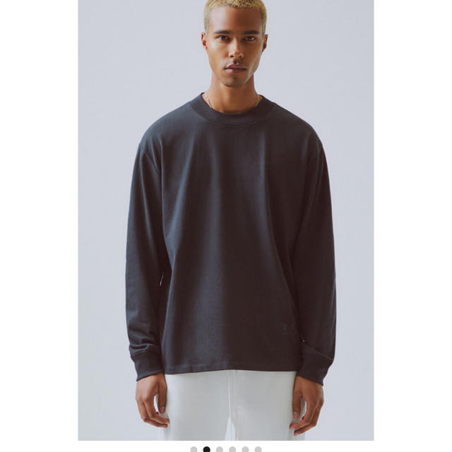 FEAR OF GOD(フィアオブゴッド)のEssentials Long Sleeve Boxy T-Shirt メンズのトップス(Tシャツ/カットソー(七分/長袖))の商品写真