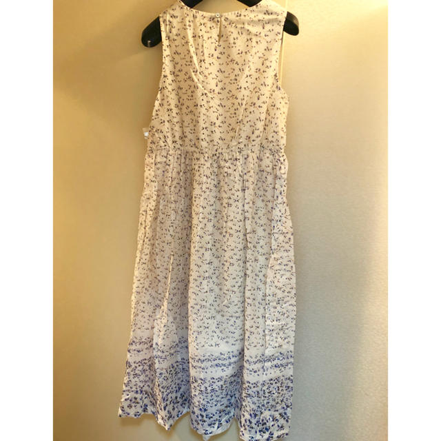 rough(ラフ)のrough🌟sundae 小花柄🌸ワンピース👗 レディースのワンピース(ロングワンピース/マキシワンピース)の商品写真