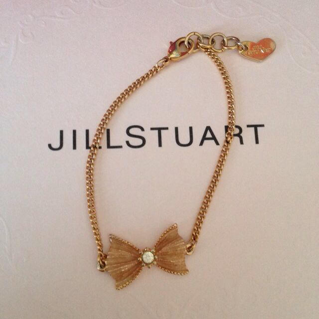 JILLSTUART(ジルスチュアート)のJILLSTUART リボンブレスレット レディースのアクセサリー(ブレスレット/バングル)の商品写真