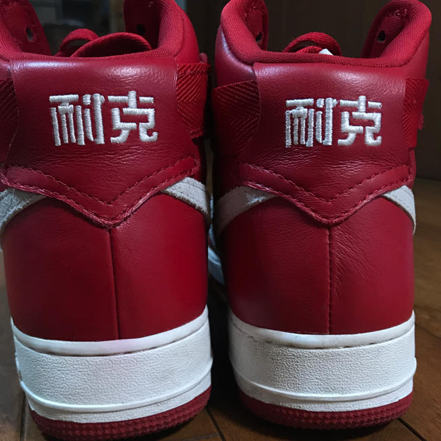 NIKE(ナイキ)のNIKE AIR FORCE 1 HIGH RETRO メンズの靴/シューズ(スニーカー)の商品写真