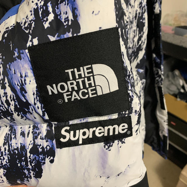 Supreme(シュプリーム)のSUPREME mountain print baltoro jacket メンズのジャケット/アウター(ダウンジャケット)の商品写真