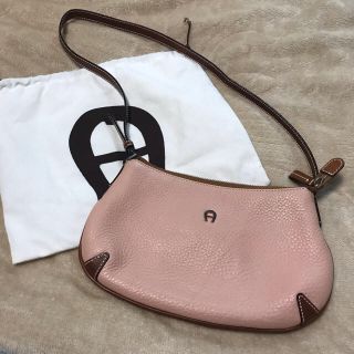 イエナ(IENA)のAIGNER ミニバッグ 革バッグ(ハンドバッグ)