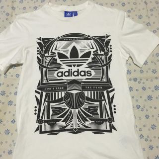 アディダス(adidas)のadidas☆Tシャツ(Tシャツ/カットソー(半袖/袖なし))