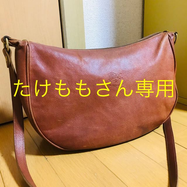 イルビゾンテ 三日月型ショルダーバッグ - ショルダーバッグ