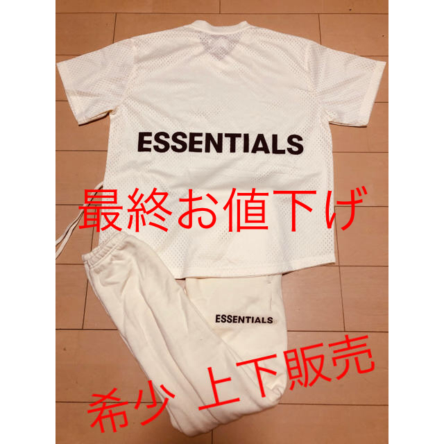 FEAR OF GOD(フィアオブゴッド)の大人気 fog essentials 上・下 オフホワイトカラー メンズのトップス(スウェット)の商品写真