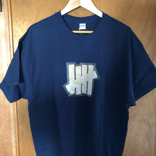 アンディフィーテッド(UNDEFEATED)の新品未使用 undefeated Tシャツ XLサイズ(Tシャツ/カットソー(半袖/袖なし))