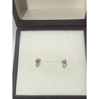 ブルーム(BLOOM)の18K キュービックジルコニア  ピアス(ピアス)