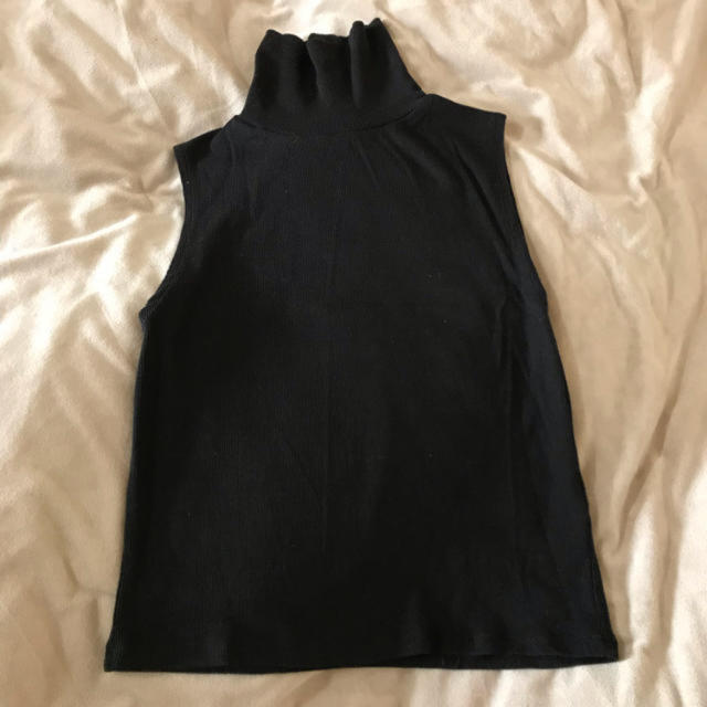 ZARA(ザラ)のZARA タートルネック カットソー タンクトップ M レディースのトップス(カットソー(半袖/袖なし))の商品写真