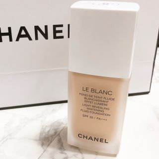 シャネル(CHANEL)のブルーフォンセ様専用☆CHANEL ルブラン フリュイド ルミエール(ファンデーション)