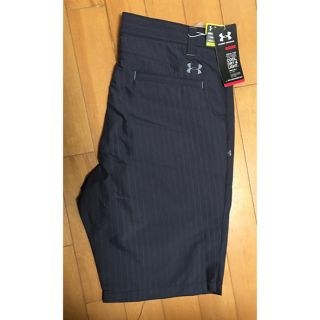 アンダーアーマー(UNDER ARMOUR)のアンダーアーマー ゴルフ ハーフパンツ L 新品未使用(ショートパンツ)