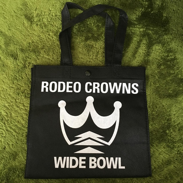 RODEO CROWNS WIDE BOWL(ロデオクラウンズワイドボウル)のロデオ　ショップ袋 レディースのバッグ(トートバッグ)の商品写真