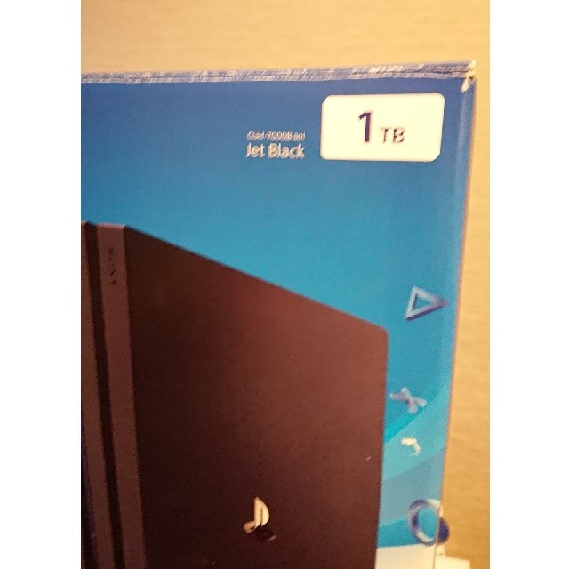 美品PlayStation®4 Pro ジェット・ブラック 1TB おまけ付き 1