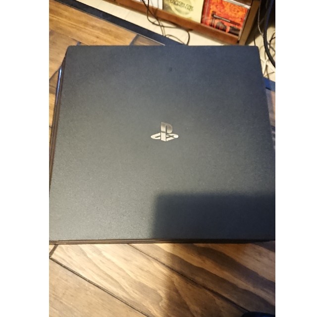 美品PlayStation®4 Pro ジェット・ブラック 1TB おまけ付き 3