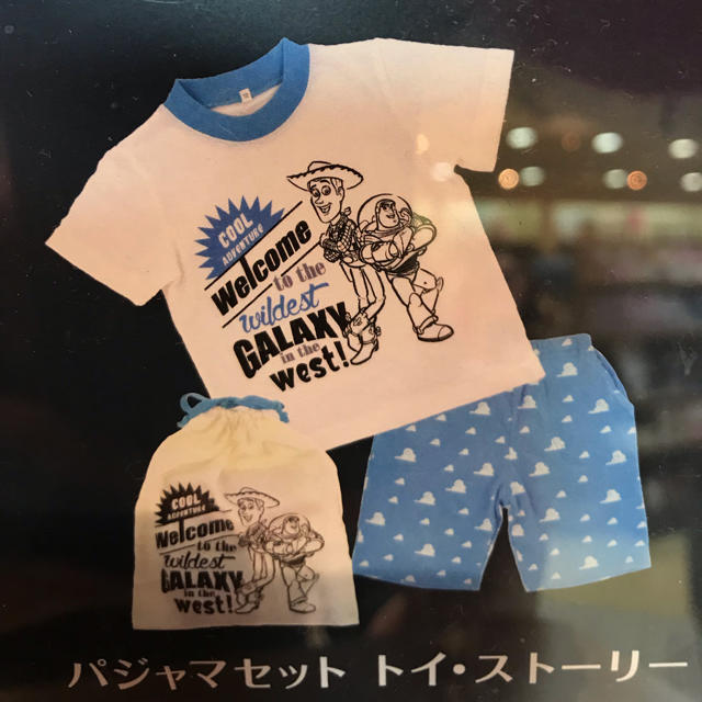 Disney(ディズニー)の【トイ・ストーリー】ウッディ&バズ パジャマセット キッズ/ベビー/マタニティのキッズ服男の子用(90cm~)(パジャマ)の商品写真