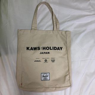 ハーシェル(HERSCHEL)のKAWS HOLIDAY HERSCHEL トートバッグ(トートバッグ)