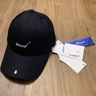 メゾンキツネ(MAISON KITSUNE')のADER ERROR アーダーエラー キャップ ADE Arrow黒 直営店購入(キャップ)