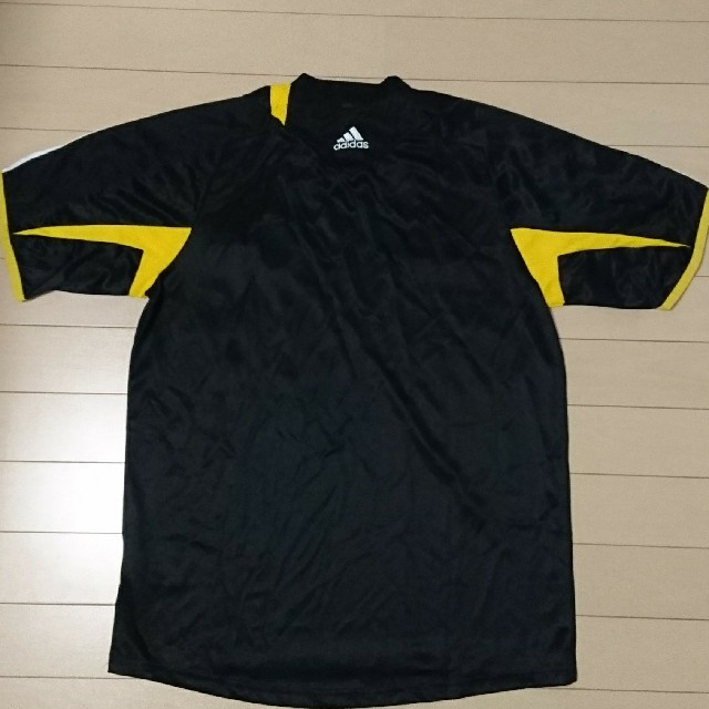 adidas(アディダス)のサッカーゲームシャツ スポーツ/アウトドアのサッカー/フットサル(ウェア)の商品写真
