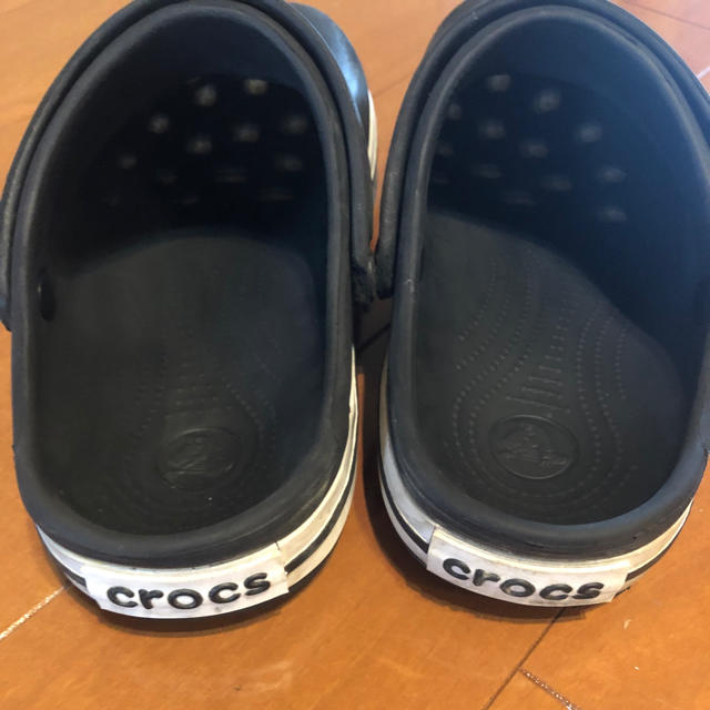 crocs(クロックス)のクロックス 21cm 黒 キッズ/ベビー/マタニティのキッズ靴/シューズ(15cm~)(サンダル)の商品写真