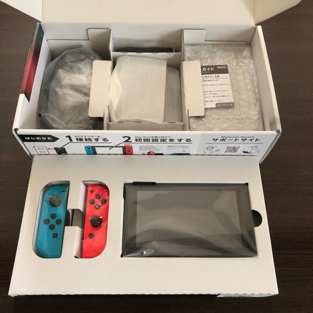 Nintendo Switch(ニンテンドースイッチ)のゆーひーこ様専用 Nintendo Switch本体 エンタメ/ホビーのゲームソフト/ゲーム機本体(家庭用ゲーム機本体)の商品写真