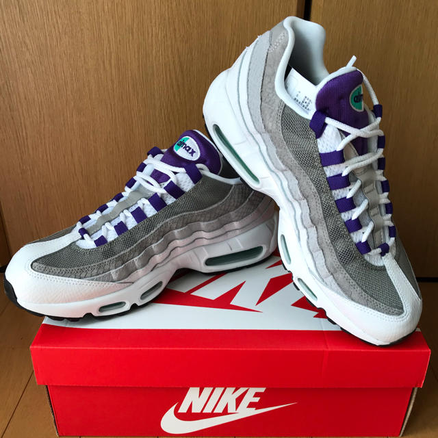 NIKE(ナイキ)のナイキエアマックス95グレープスネークスキン27cm NIKE AIRMAX95 メンズの靴/シューズ(スニーカー)の商品写真