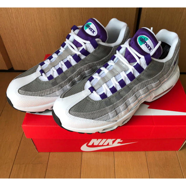 NIKE(ナイキ)のナイキエアマックス95グレープスネークスキン27cm NIKE AIRMAX95 メンズの靴/シューズ(スニーカー)の商品写真