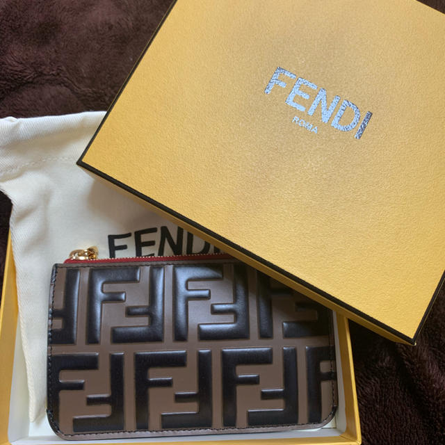 FENDI(フェンディ)の美品 FENDI キー&カードケース レディースのファッション小物(名刺入れ/定期入れ)の商品写真