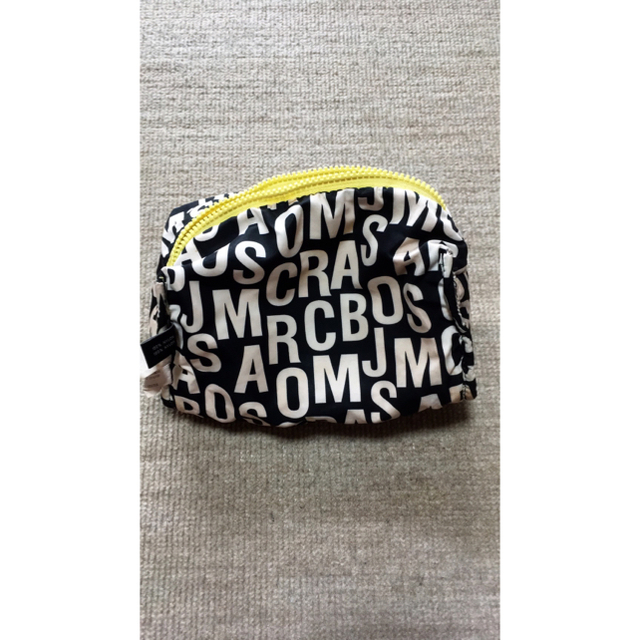 MARC BY MARC JACOBS(マークバイマークジェイコブス)のMARC BY MARC JACOBS ポーチ レディースのファッション小物(ポーチ)の商品写真