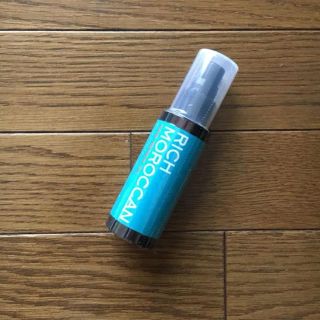 モロッカンオイル(Moroccan oil)の新品未開封 リッチモロッカン ヘアリペアオイル 洗い流さないトリートメント(トリートメント)