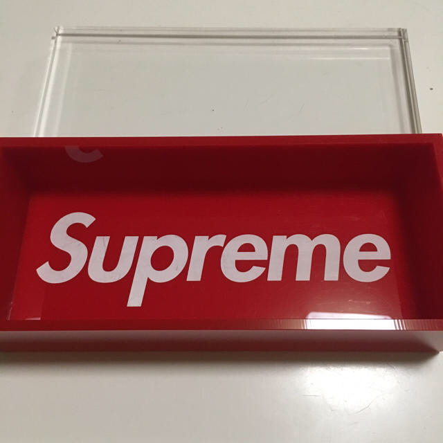 Supreme(シュプリーム)のSupreme アクリルボックス インテリア/住まい/日用品のインテリア小物(小物入れ)の商品写真