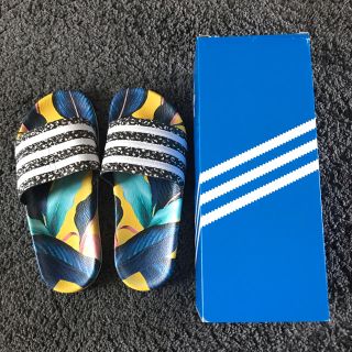 アディダス(adidas)の【loooove様専用】アディダス シャワーサンダル 24.5cm(サンダル)