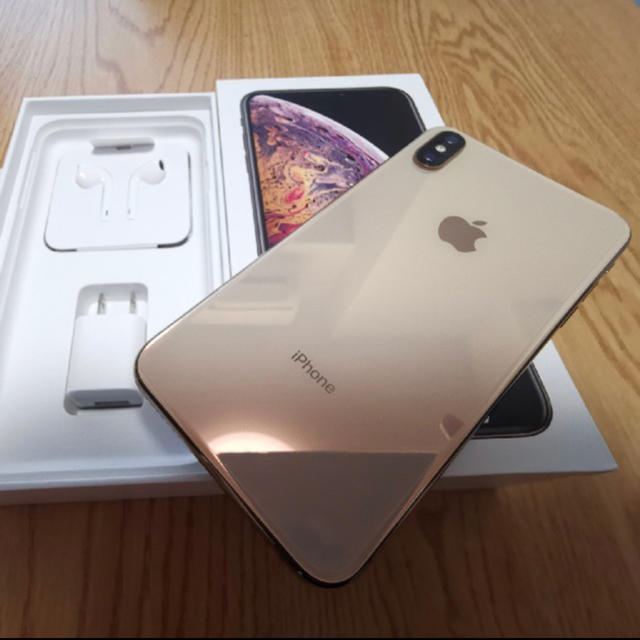 iPhone(アイフォーン)の新品・未使用、 iPhone xs max 256GB Simフリー可能 スマホ/家電/カメラのスマートフォン/携帯電話(携帯電話本体)の商品写真