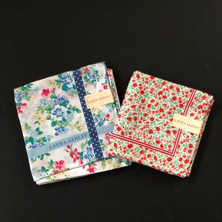 ローラアシュレイ(LAURA ASHLEY)のハンカチ２枚 ローラアシュレイ 未使用　【ichigomomo様専用】(ハンカチ)