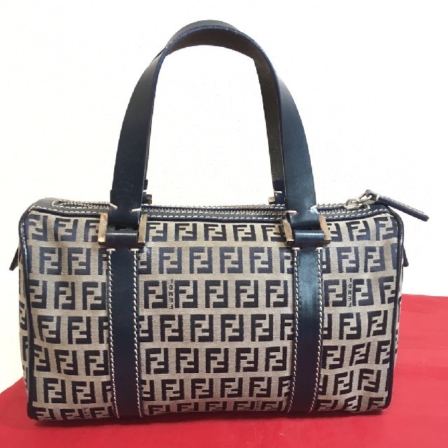 Fendi ズッカ柄 ハンドバッグの通販 By フリフリ フェンディならラクマ フェンディ 通信販売 Ieu Com Ua