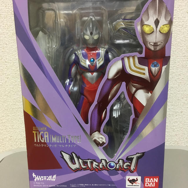 ULTRA-ACT ウルトラマンティガ 開封品