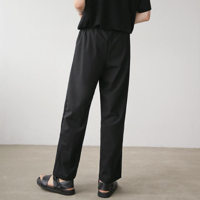 定番SALEㄨ ウエストゴムスラックスの通販 by REALIZE's shop|ラクマ お得得価
