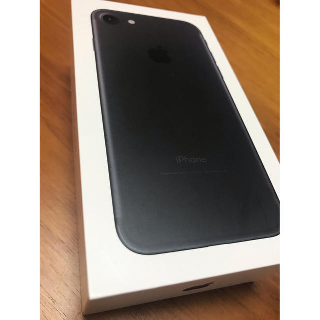 iPhone7 32GB docomo SIMロック解除済み ブラック