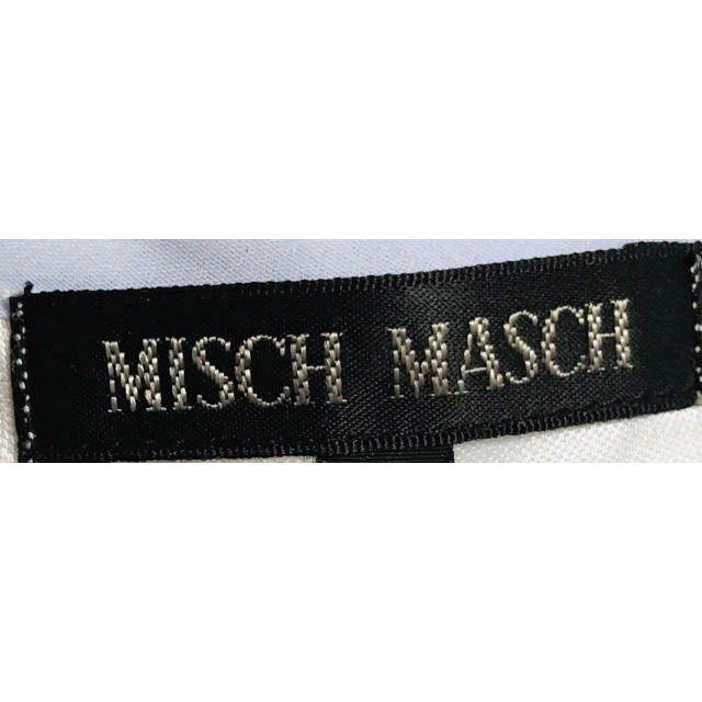 MISCH MASCH(ミッシュマッシュ)のMISCH MASCH お花刺繍入りブラウス レディースのトップス(シャツ/ブラウス(半袖/袖なし))の商品写真