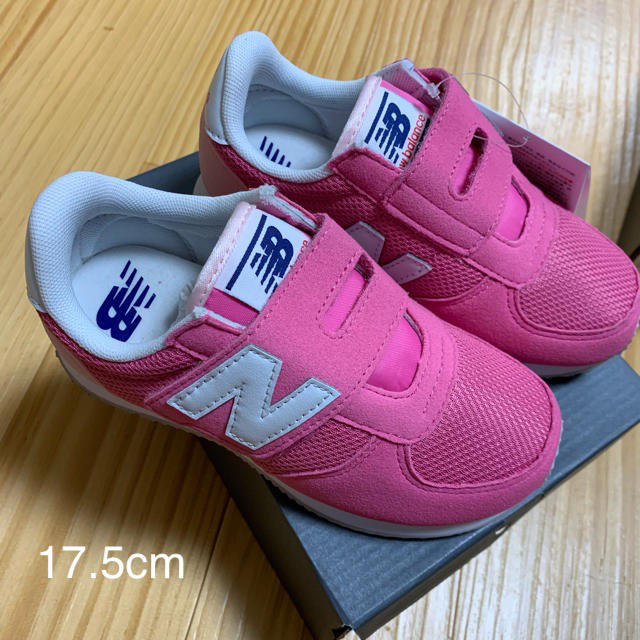 New Balance(ニューバランス)のあちこ様専用です。 キッズ/ベビー/マタニティのキッズ靴/シューズ(15cm~)(スニーカー)の商品写真