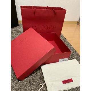 ヴァレンティノ(VALENTINO)のhosi1234様専用。VALENTINOショッパー&ボックス(ショップ袋)