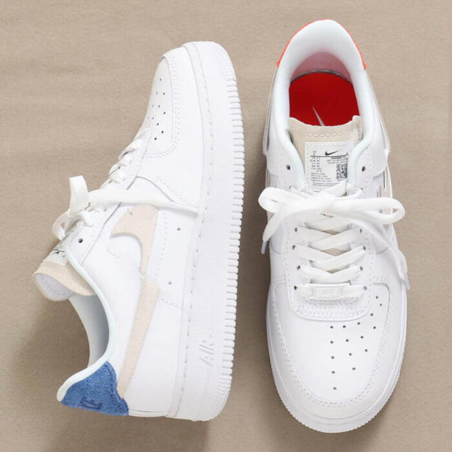 NIKE(ナイキ)のNIKE AIR FORCE 1 VANDALIZED LX WMNS 27.5 メンズの靴/シューズ(スニーカー)の商品写真