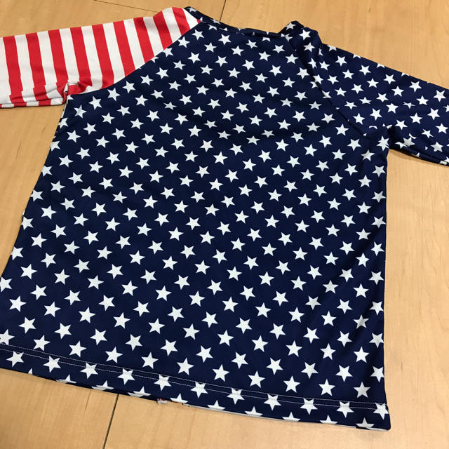 ラッシュガード120アメコミ ツインズ様専用 キッズ/ベビー/マタニティのキッズ服男の子用(90cm~)(水着)の商品写真