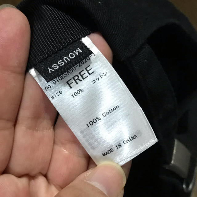 moussy(マウジー)のMOUSSY ロゴキャップ 黒 レディースの帽子(キャップ)の商品写真