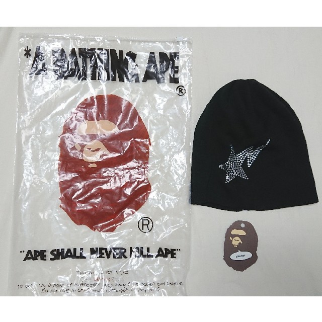 A BATHING APE(アベイシングエイプ)のA Bathing APE  スワロフスキー ニットキャップ (ブラック) メンズの帽子(ニット帽/ビーニー)の商品写真