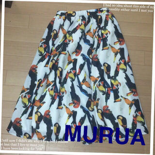ムルーア(MURUA)のmurua 今季 バード柄スカート(ひざ丈スカート)