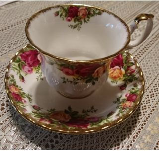 ロイヤルアルバート(ROYAL ALBERT)のROYAL ALBERT ティーカップ&ソーサー(グラス/カップ)