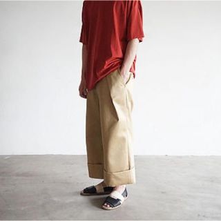 コモリ(COMOLI)のsoumo big tuck chino (チノパン)