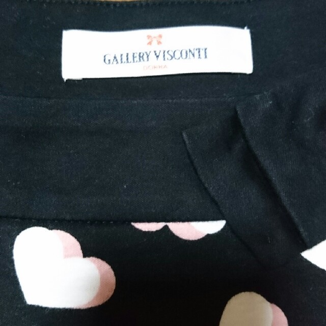 GALLERY VISCONTI(ギャラリービスコンティ)の専用　　新品 ギャラリービスコンティ、ハートTシャツ レディースのトップス(カットソー(半袖/袖なし))の商品写真
