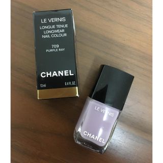 シャネル(CHANEL)の箱あり  シャネル    ヴェルニ  パープルレイ  709(マニキュア)