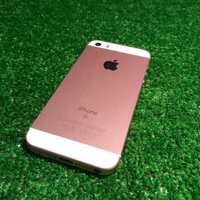 iPhoneSE 32GB Rose gold UQ mobile